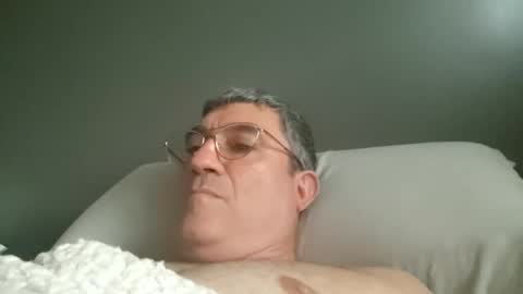 Snapshot of franmi3030 chatting on 16, 2, 2025 PAM AND MIKEL online show from 16, 2, 2025