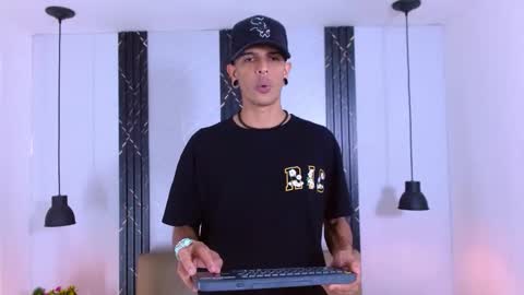 Franvill trato online show from 29, 9, 2025