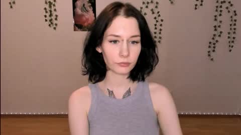 mistress Bastet and  mintcola online show from 26, 3, 2026