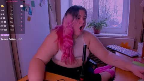 Snapshot of freakcute_friends chatting on 20, 12, 2024 Alice online show from 20, 12, 2024