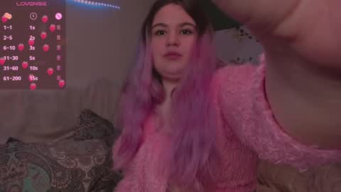 Snapshot of freakcute_friends chatting on 19, 2, 2025 Alice online show from 19, 2, 2025