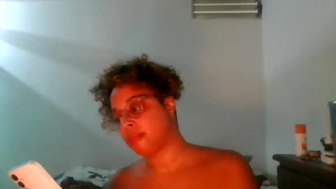 Snapshot of freakjawn1992 chatting on 31, 5, 2026 FreakJawn online show from 31, 5, 2026