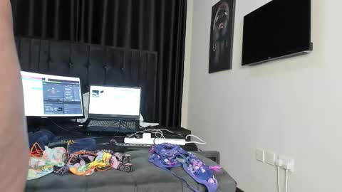 Sandra online show from 30, 11, 2025