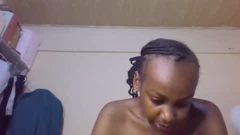 Snapshot of freaky_beauty chatting on 9, 6, 2026 freaky_beauty online show from 9, 6, 2026