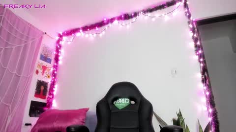 Lia Gomez online show from 9, 12, 2024