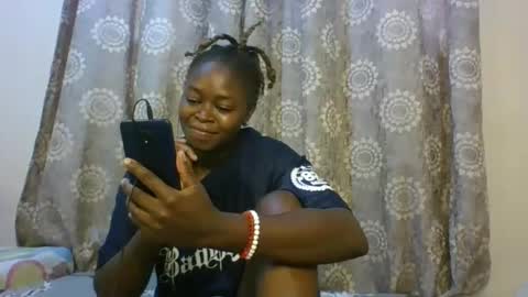 Snapshot of freakybeauties chatting on 6, 11, 2025 Freakies online show from 6, 11, 2025