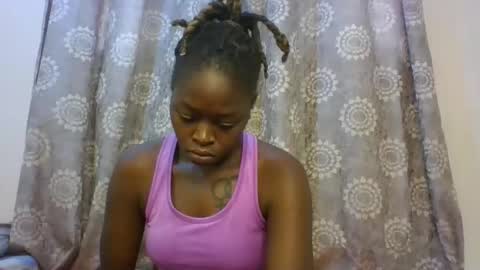 Snapshot of freakybeauties chatting on 7, 11, 2025 Freakies online show from 7, 11, 2025