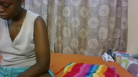 Snapshot of freakybeauties chatting on 26, 11, 2025 Freakies online show from 26, 11, 2025