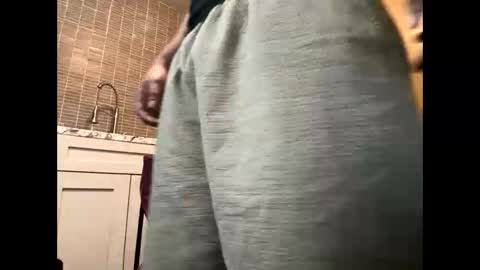 Snapshot of freakybubba50 chatting on 16, 4, 2026 freakybubba50 online show from 16, 4, 2026