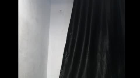 freakyslut30 online show from 26, 1, 2025