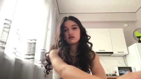 Snapshot of fredamedora chatting on 1, 7, 2026 Mia online show from 1, 7, 2026