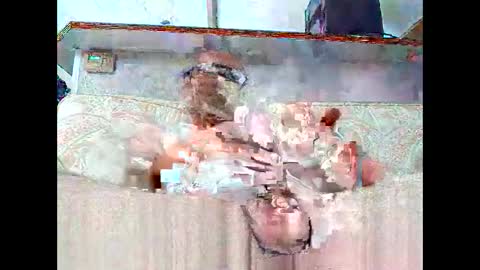 Snapshot of frederic94370 chatting on 4, 6, 2026 frederic94370 online show from 4, 6, 2026