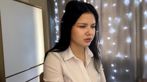 Jenny online show from 25, 3, 2026