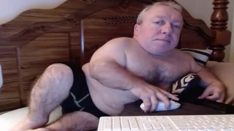 Cute Lil Man online show from 19, 10, 2025