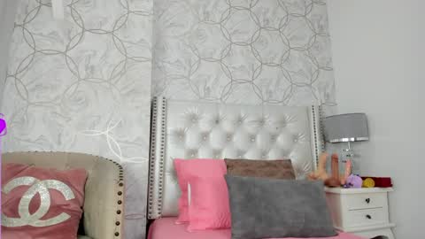 Frehia   online show from 22, 3, 2026