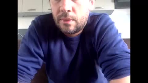 Snapshot of frenchy_from_paris chatting on 15, 4, 2026 frenchy_from_paris online show from 15, 4, 2026