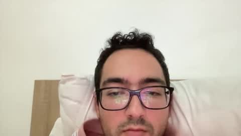 Snapshot of freshmanxxl chatting on 12, 11, 2025 freshman imonyou98 online show from 12, 11, 2025