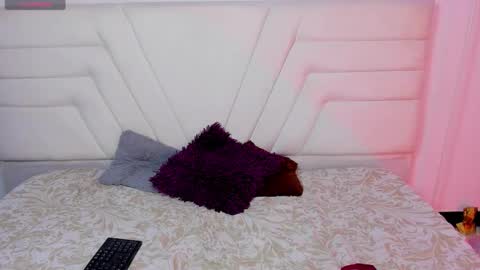 Snapshot of fresitalove01 chatting on 24, 2, 2026 fresitalove01 online show from 24, 2, 2026