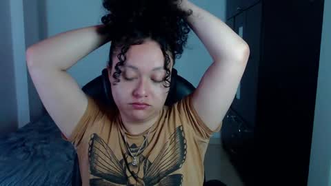 Louise  online show from 22, 12, 2024