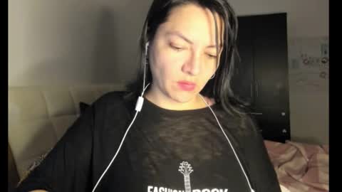 freya_shaik_ online show from 7, 3, 2026