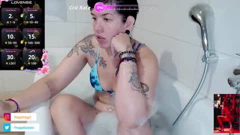 Snapshot of freyjagoddes34 chatting on 21, 10, 2025 goddesfreyja34 online show from 21, 10, 2025