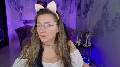 Snapshot of fridatander chatting on 28, 12, 2024 Frida Tander online show from 28, 12, 2024