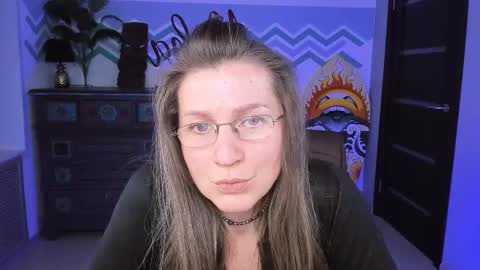 Snapshot of fridatander chatting on 8, 3, 2025 Frida Tander online show from 8, 3, 2025