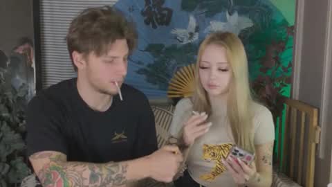 Snapshot of friend_zone_ chatting on 9, 2, 2026 friend_zone_ online show from 9, 2, 2026