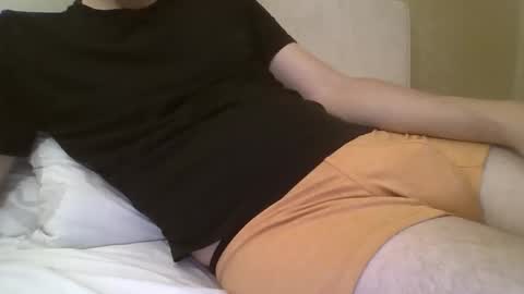 friendly_frank_18 online show from 19, 10, 2025