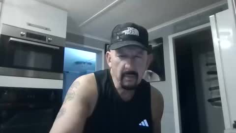 Snapshot of friskyneedsum chatting on 27, 11, 2025 bob online show from 27, 11, 2025