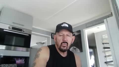 Snapshot of friskyneedsum chatting on 16, 12, 2025 bob online show from 16, 12, 2025