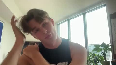 fruitybubble online show from 25, 4, 2026