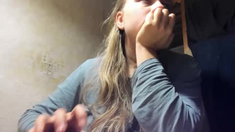 Snapshot of frumcake chatting on 27, 1, 2025 FrumCake online show from 27, 1, 2025