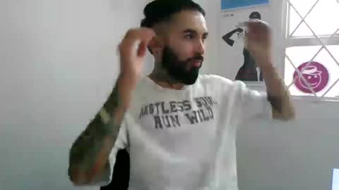 Snapshot of ftmen chatting on 4, 7, 2026 Jestevan online show from 4, 7, 2026