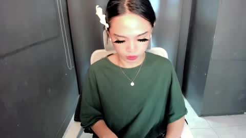 Snapshot of fuchsia_love chatting on 13, 12, 2024 HI IM RONA DONT FORGET GIVE ME THUMBS UP AND JOIN TO MY FANCLUB online show from 13, 12, 2024