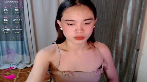 Snapshot of fuchsia_love chatting on 9, 10, 2025 HI IM RONA DONT FORGET GIVE ME THUMBS UP AND JOIN TO MY FANCLUB online show from 9, 10, 2025