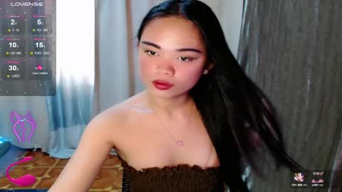 Snapshot of fuchsia_love chatting on 12, 10, 2025 HI IM RONA DONT FORGET GIVE ME THUMBS UP AND JOIN TO MY FANCLUB online show from 12, 10, 2025