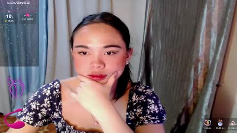 Snapshot of fuchsia_love chatting on 14, 10, 2025 HI IM RONA DONT FORGET GIVE ME THUMBS UP AND JOIN TO MY FANCLUB online show from 14, 10, 2025