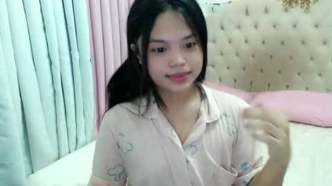 Snapshot of fuckme4everx chatting on 18, 6, 2026 Bunny online show from 18, 6, 2026