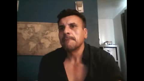 fuego1ento22 online show from 1, 11, 2025