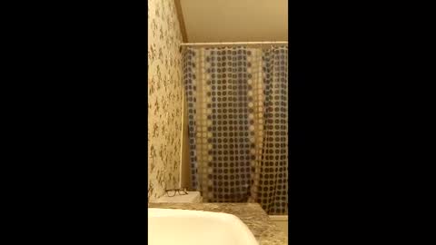 Snapshot of funinbed607918 chatting on 22, 5, 2026 funinbed607918 online show from 22, 5, 2026