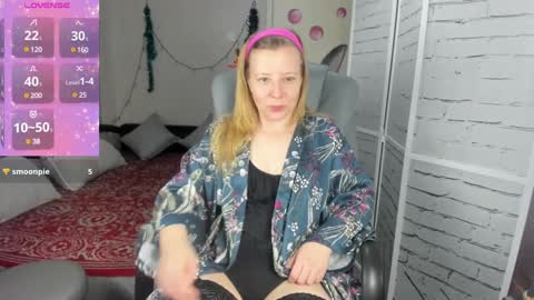 funny_bunny4 online show from 13, 1, 2025