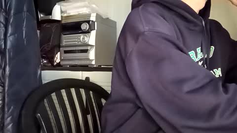 Italian men online show from 4, 4, 2026