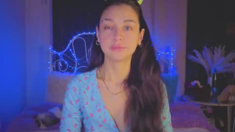 Tiffany online show from 25, 10, 2025