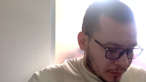 Snapshot of funnyboys18 chatting on 24, 1, 2025 Zanty online show from 24, 1, 2025