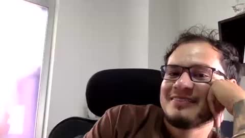 Snapshot of funnyboys18 chatting on 5, 6, 2026 Zanty online show from 5, 6, 2026
