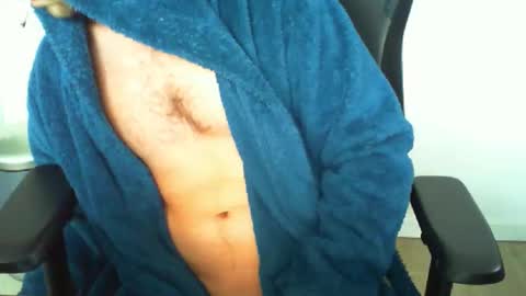 Snapshot of funnyeucouple chatting on 24, 9, 2025 YWhiteNiceMan online show from 24, 9, 2025