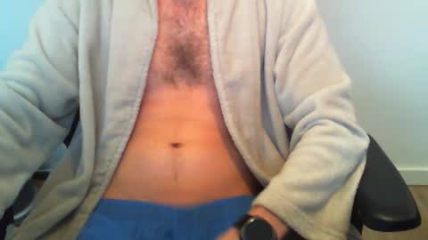 Snapshot of funnyeucouple chatting on 3, 12, 2025 YWhiteNiceMan online show from 3, 12, 2025
