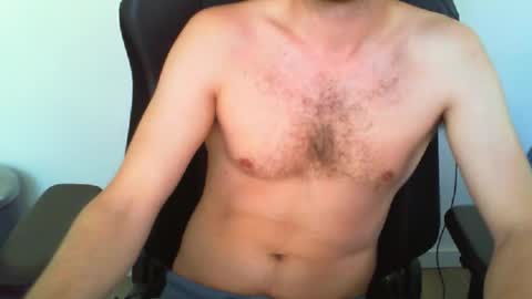 YWhiteNiceMan online show from 27, 5, 2026