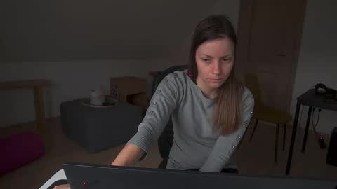 Snapshot of funservice chatting on 25, 11, 2025 funservice online show from 25, 11, 2025